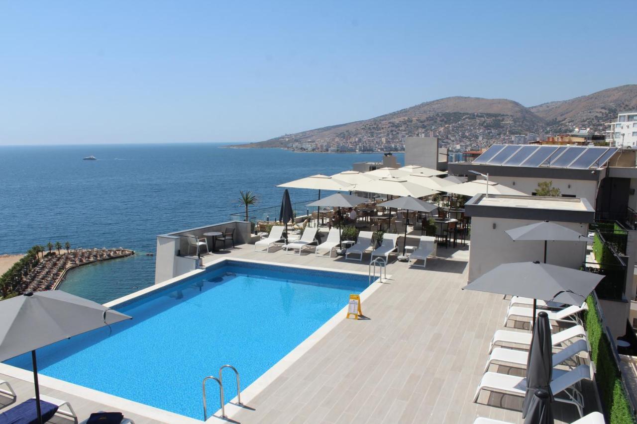 סרנדה The Queen'S Lion Premium Hotel מראה חיצוני תמונה