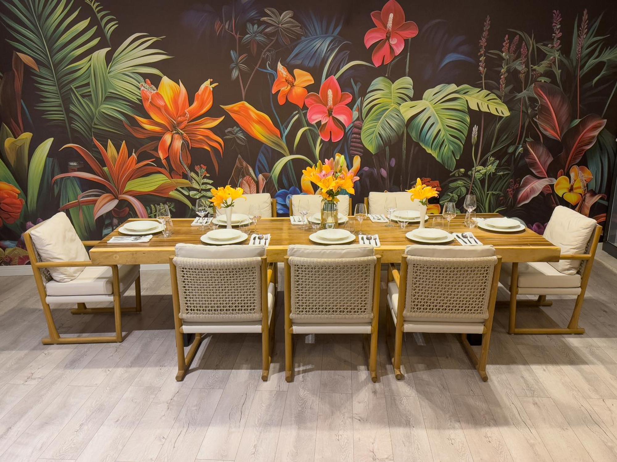 סרנדה The Queen'S Lion Premium Hotel מראה חיצוני תמונה