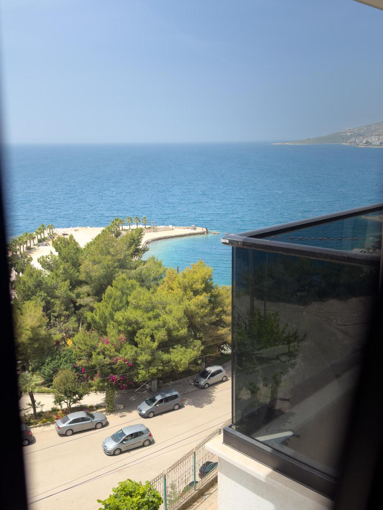 סרנדה The Queen'S Lion Premium Hotel מראה חיצוני תמונה