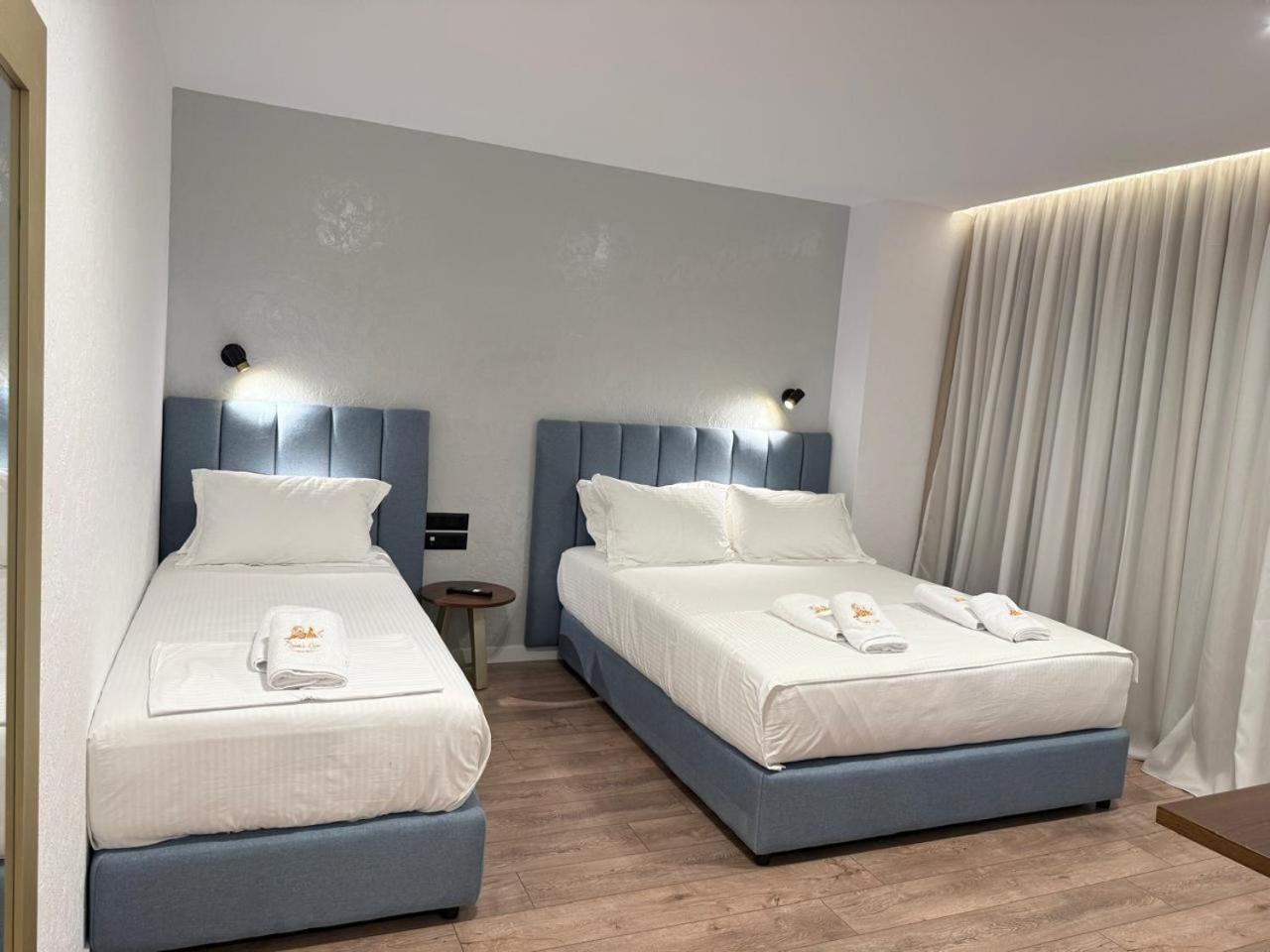סרנדה The Queen'S Lion Premium Hotel מראה חיצוני תמונה