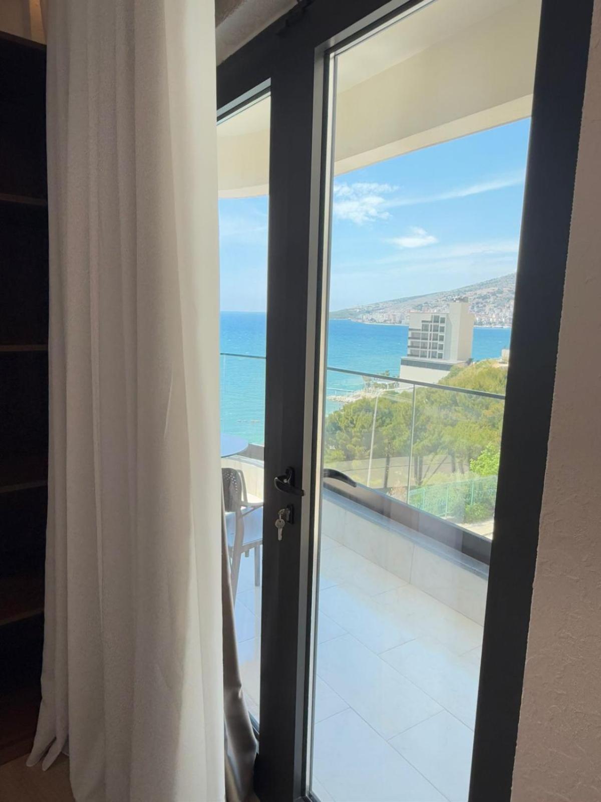 סרנדה The Queen'S Lion Premium Hotel מראה חיצוני תמונה